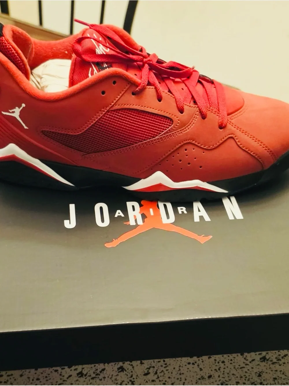 Jordan Men's Red Low-Top Basketball Sneakers